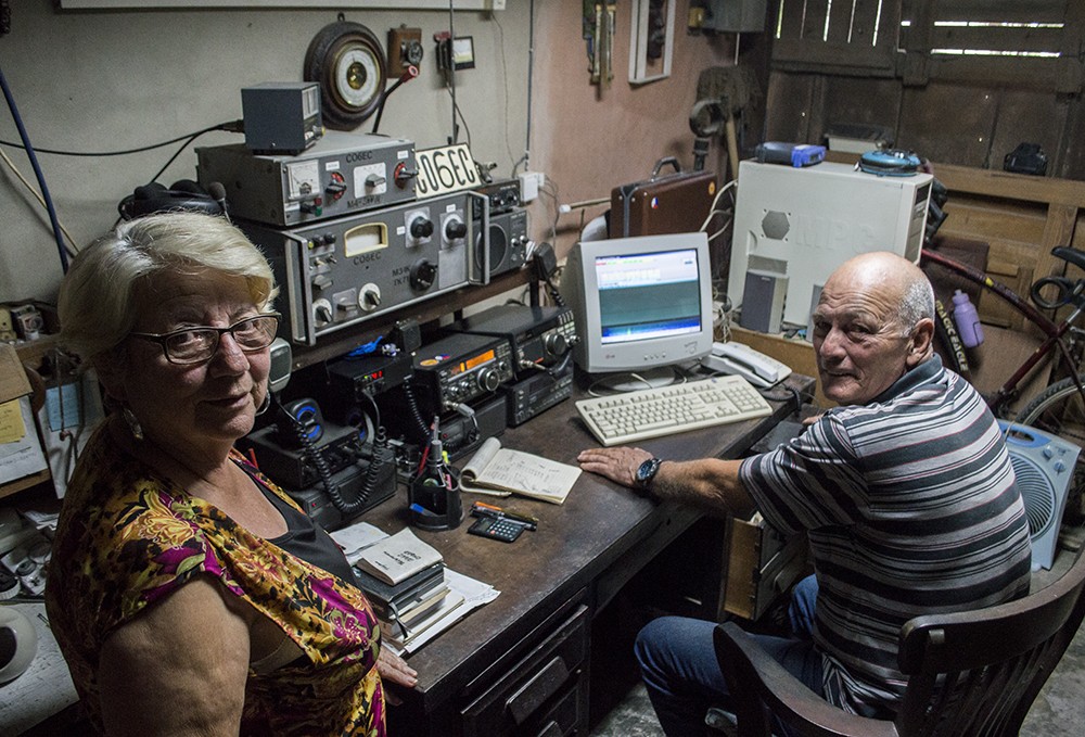 Radioaficionados en Cuba: apasionados comunicadores a la antigua - YucaByte