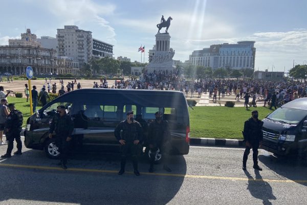 ¿Cambios o migajas? medidas del gobierno cubano a un mes de las protestas del 11J