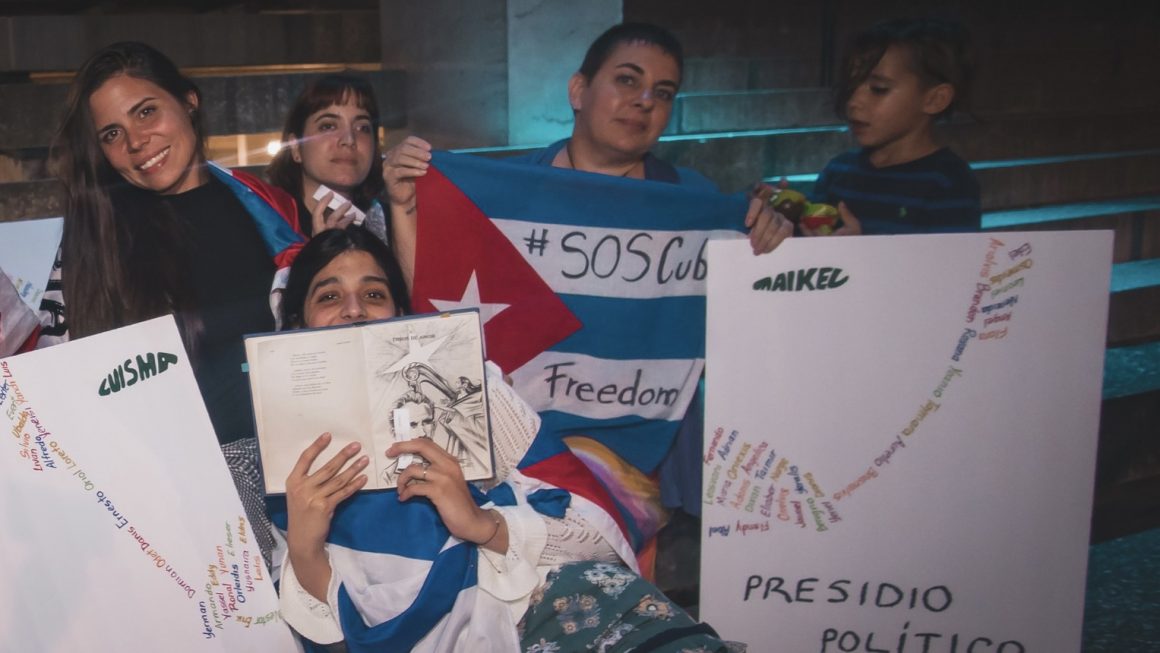 En Cualquier Esquina: literatura y activismo en las calles en Miami