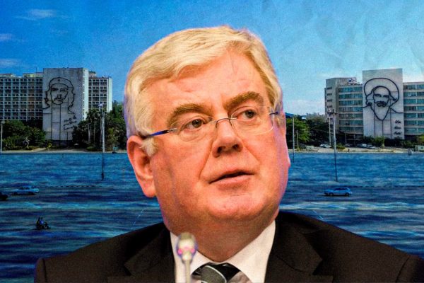 Resumen de noticias para el Sr. Eamon Gilmore